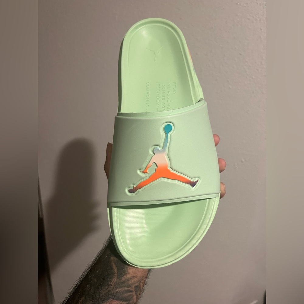 NEW Mens Size 12 Nike EYBL Jordan Slides Sandals Mint Green Family PE FQ7961-300
